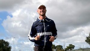 Kris de Jonge tijdens een training voor de KPMG Lentemarathon